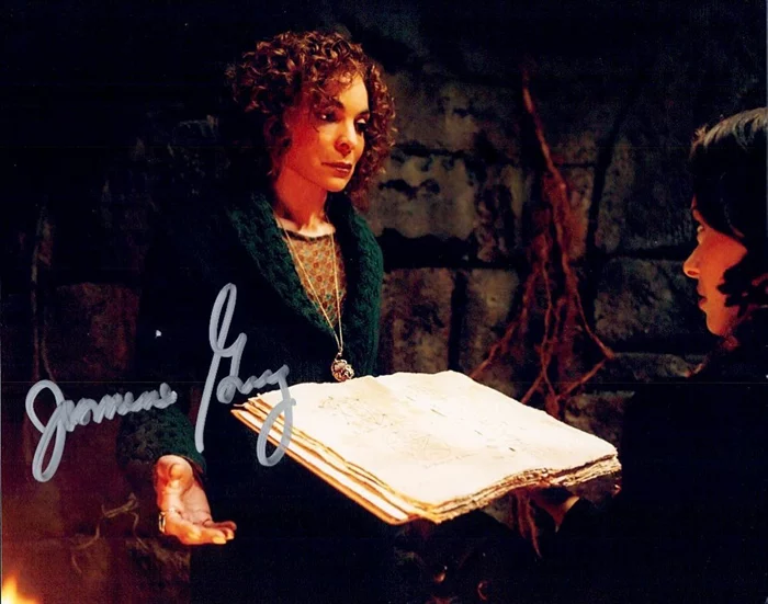 Jasmine Guy autograph