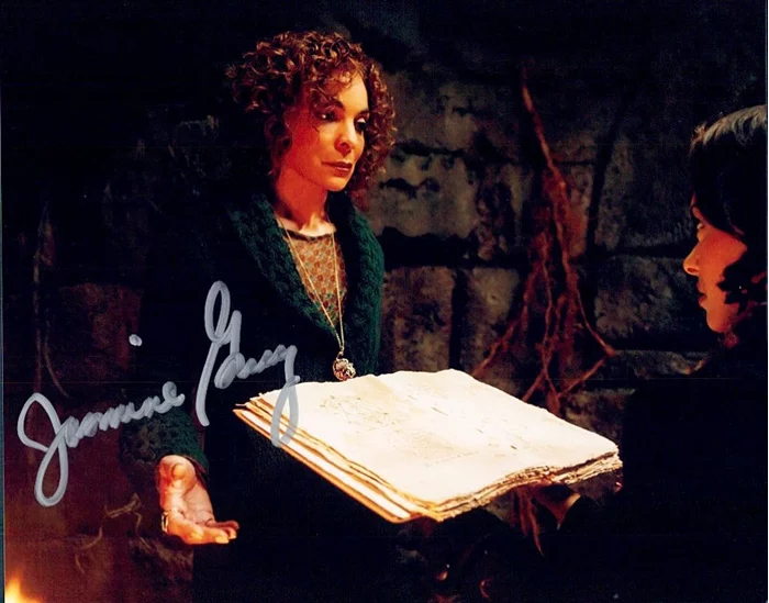 Jasmine Guy autograph