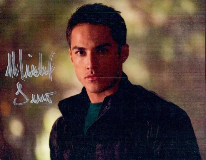 Michael Trevino autograph