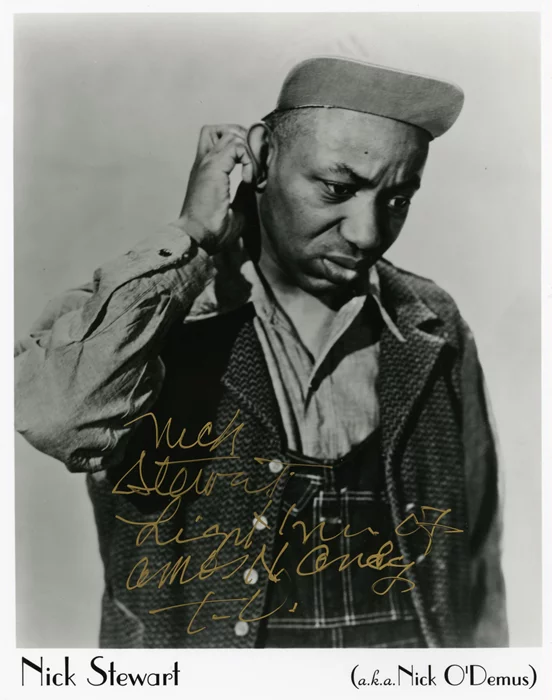 Nick Stewart autograph