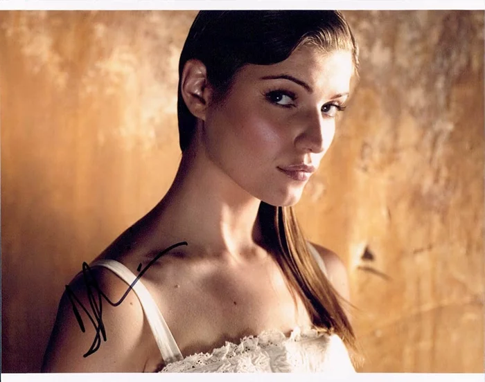 Ivana Milicevic autograph