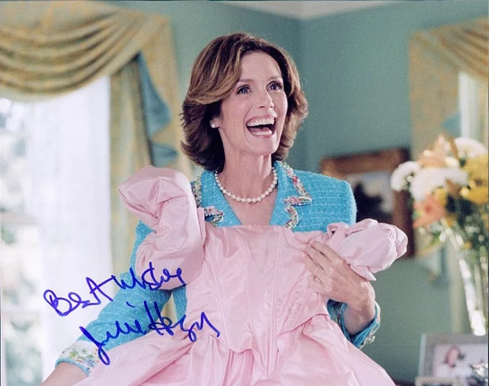 Julie Hagerty autograph