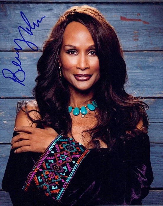 Beverly Johnson autograph