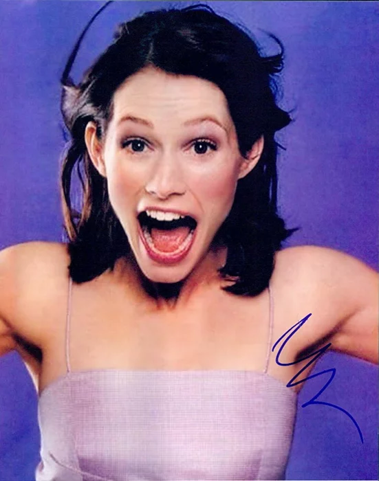 Meredith Monroe autograph