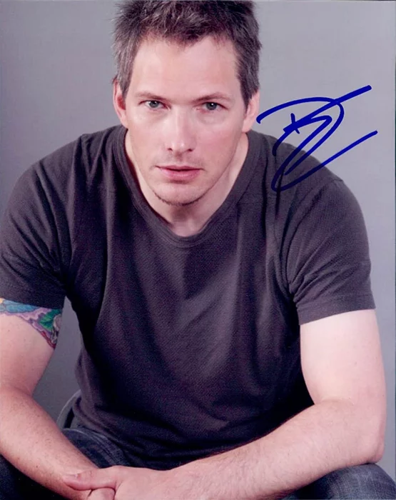 Darren Burrows autograph
