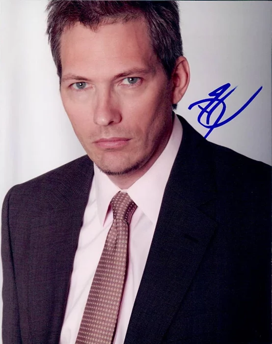 Darren Burrows autograph