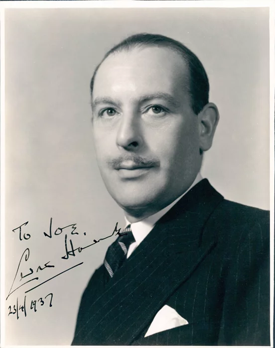Cedric Hardwicke autograph