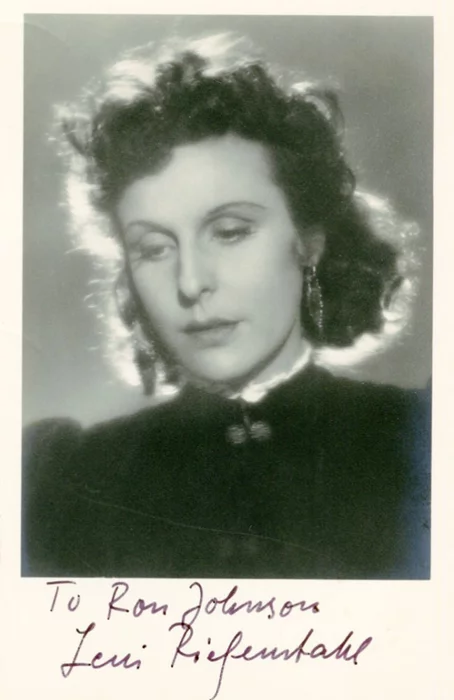 Leni Riefenstahl autograph