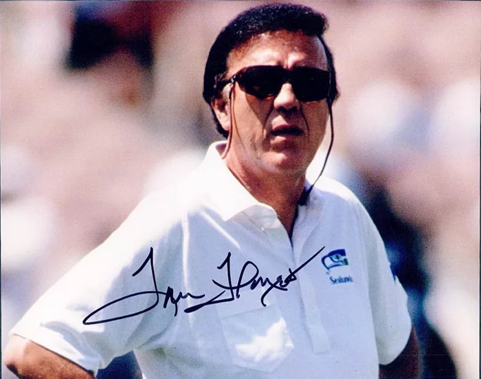 Tom Flores autograph