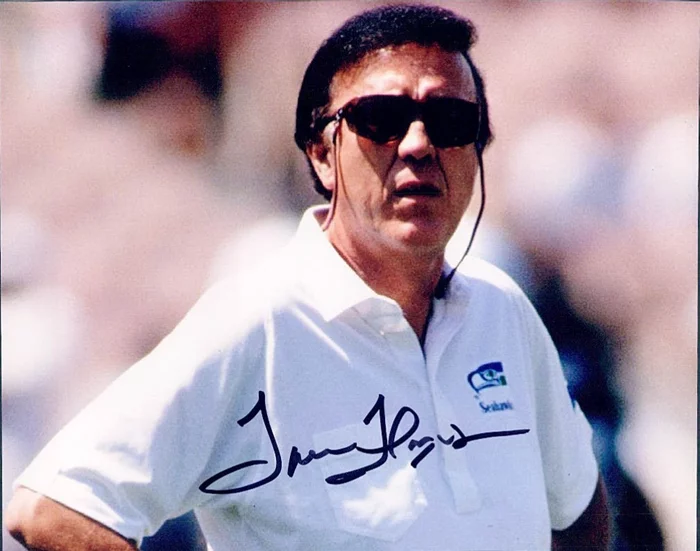 Tom Flores autograph