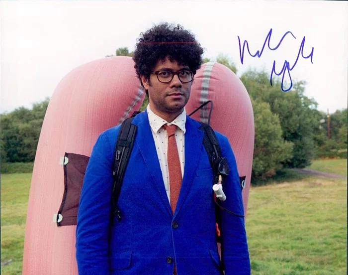 Richard Ayoade autograph