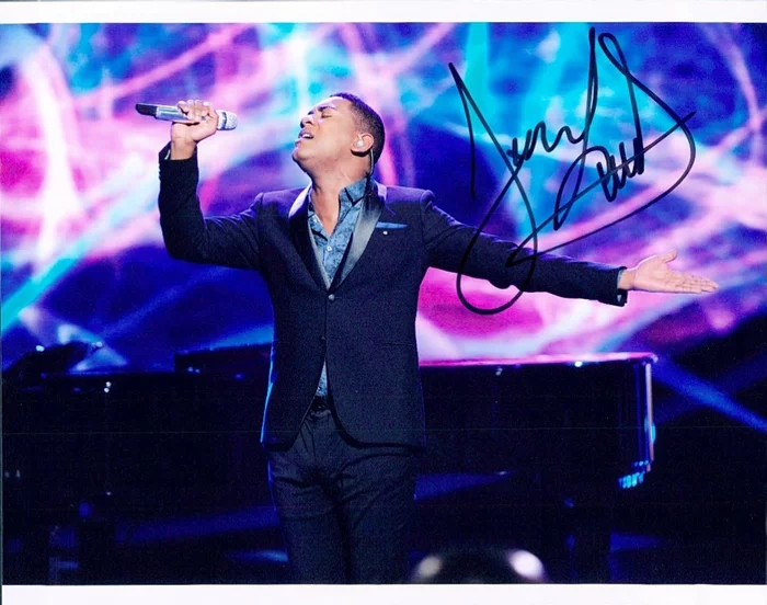 Joshua Ledet autograph