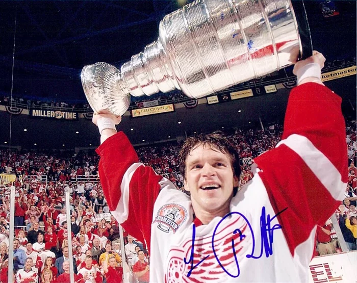 Luc Robitaille autograph
