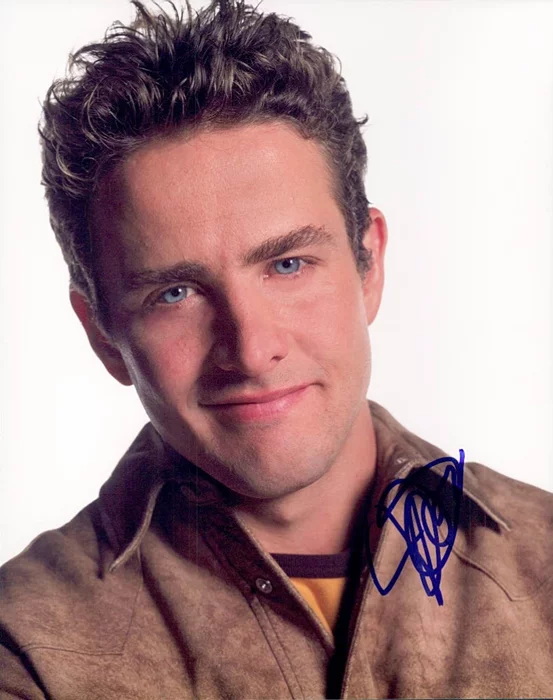 Joey McIntyre autograph