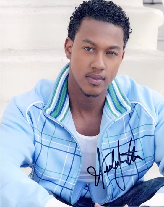 Wesley Jonathan autograph