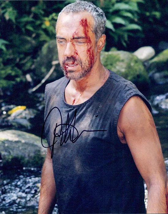 Titus Welliver autograph