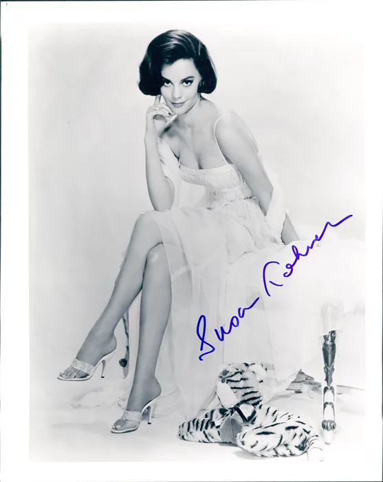Susan Kohner autograph