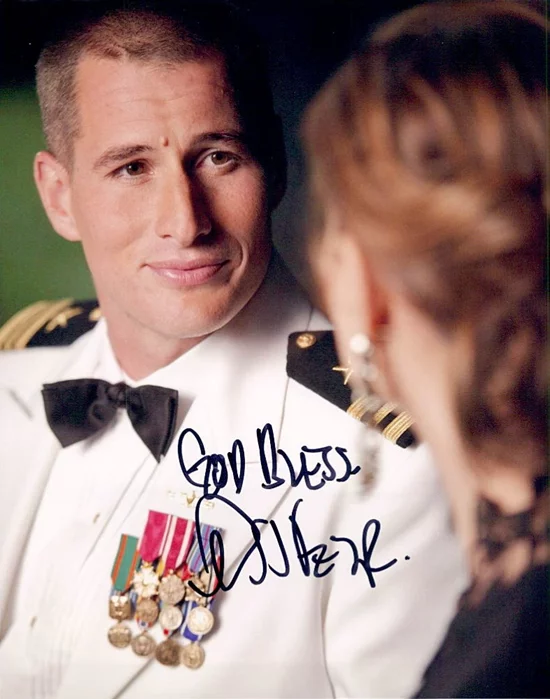 Brendan Fehr autograph