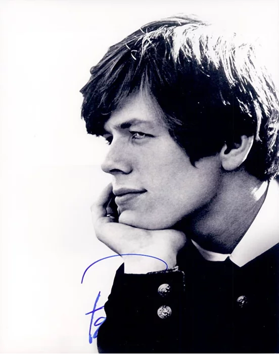 Peter Noone autograph