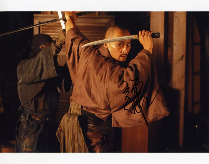 Ken Watanabe autograph