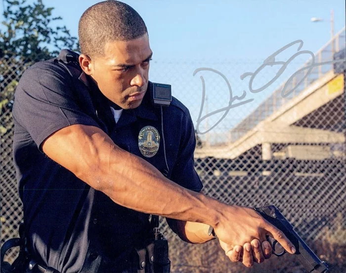David Otunga autograph