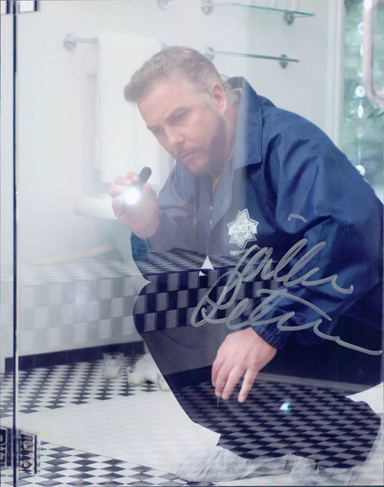 William Petersen autograph