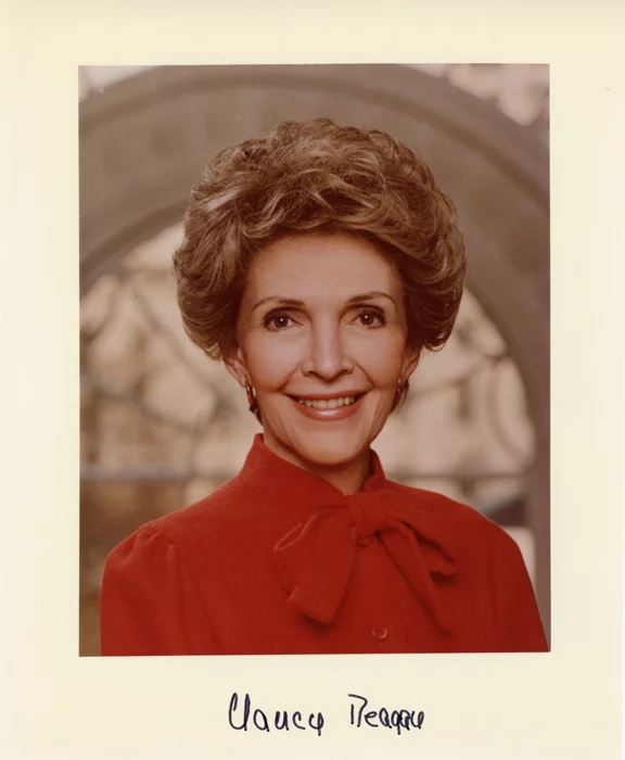 Nancy Reagan autograph