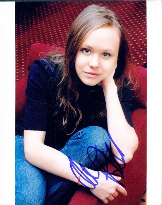 Alison Pill autograph