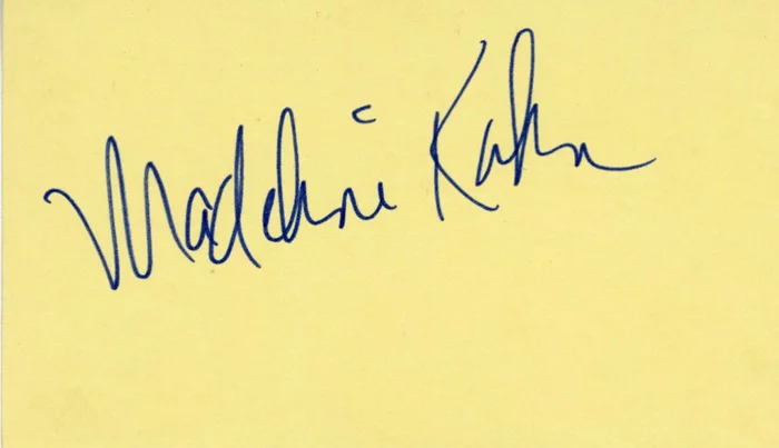 Madeline Kahn autograph