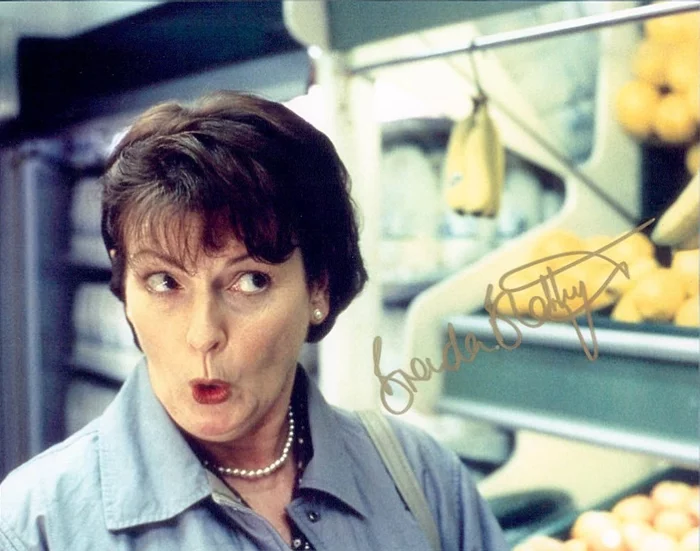 Brenda Blethyn autograph