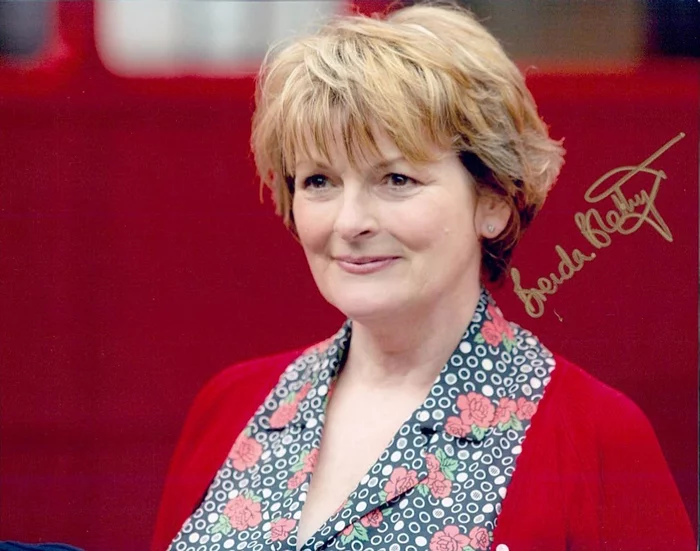 Brenda Blethyn autograph