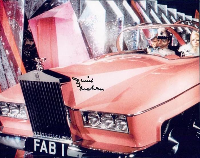 David Graham autograph