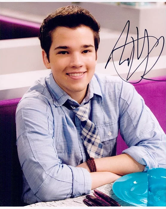 Nathan Kress autograph