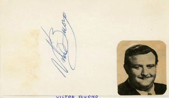 Victor Buono autograph
