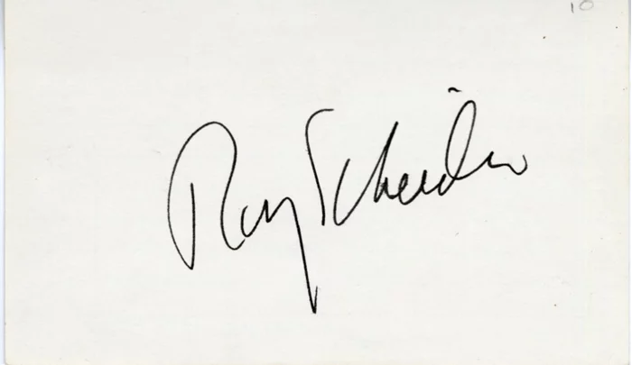 Roy Scheider autograph