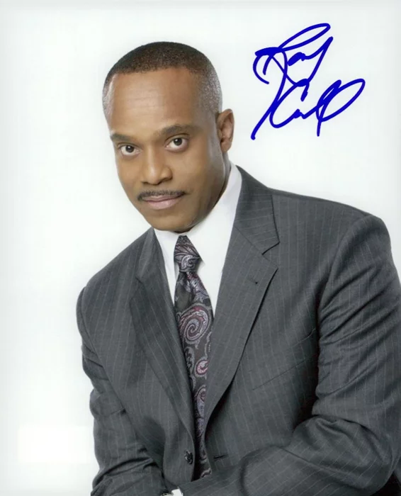 Rocky Carroll autograph