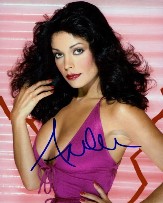 Apollonia autograph
