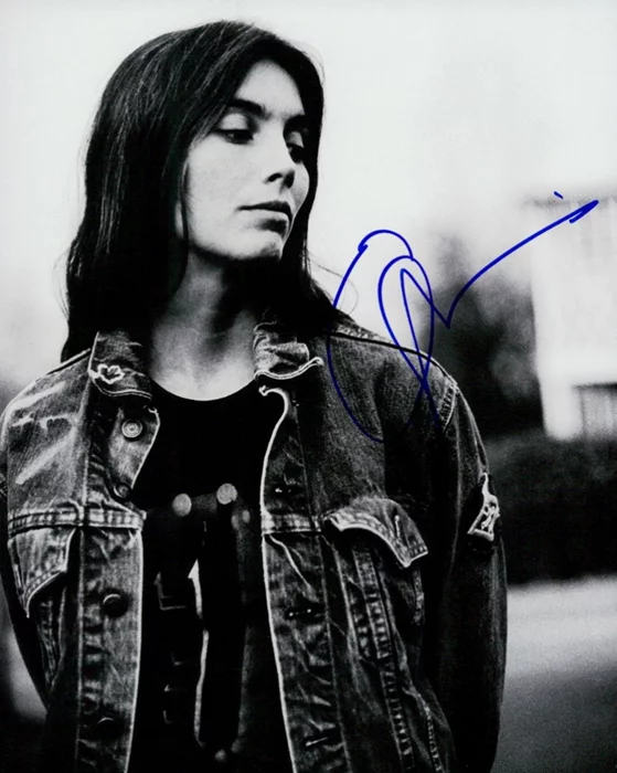 Emmylou Harris autograph
