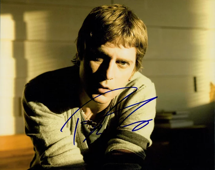 Rob Thomas autograph