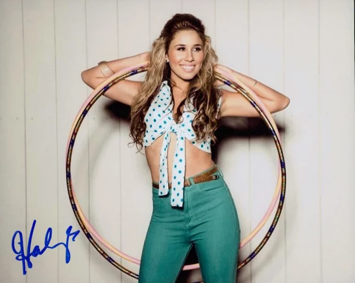 Haley Reinhart autograph