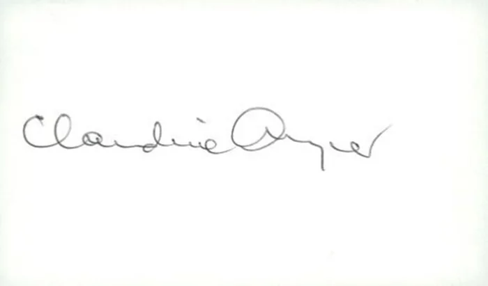 Claudine Auger autograph