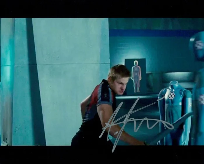 Alexander Ludwig autograph