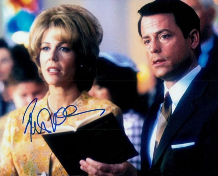 Rita Wilson autograph