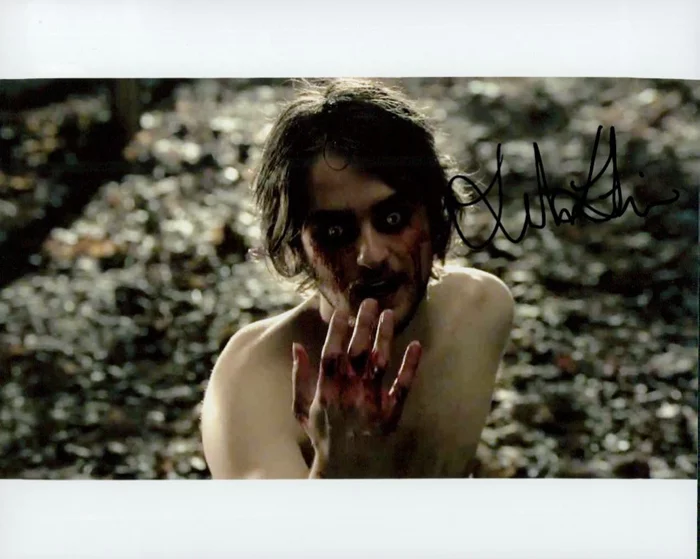 Landon Liboiron autograph