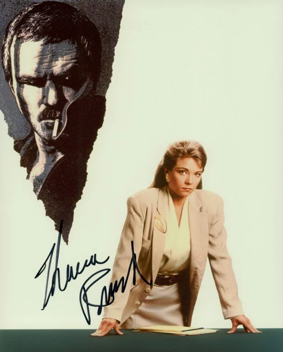 Theresa Russell autograph