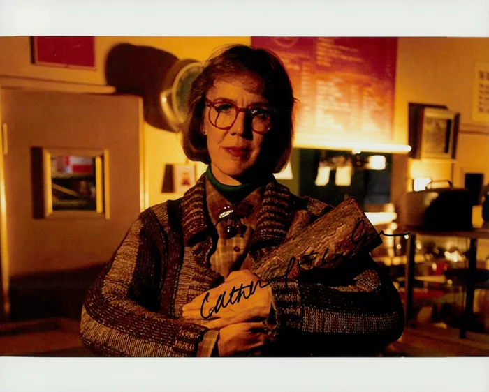 Catherine Coulson autograph