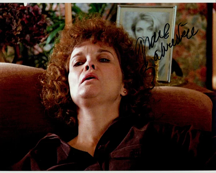 Grace Zabriskie autograph