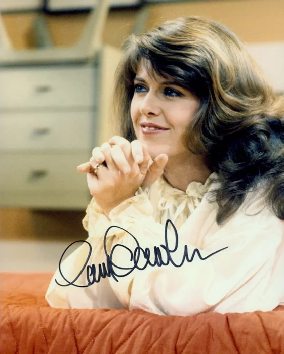 Pam Dawber autograph
