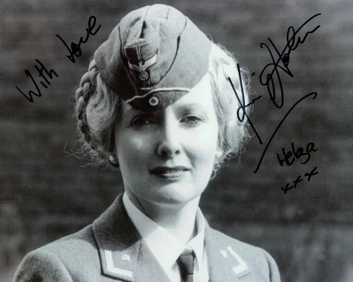 Kim Hartman autograph