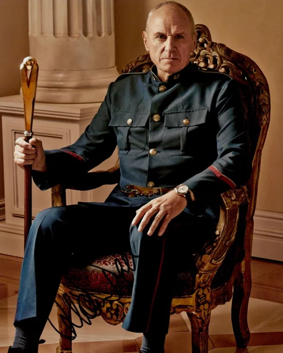 Alan Dale autograph